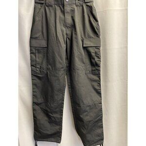 511 Tactical Series Men's Black Cargo Pants Adjust waist Size 31.5-35 SKU 5447